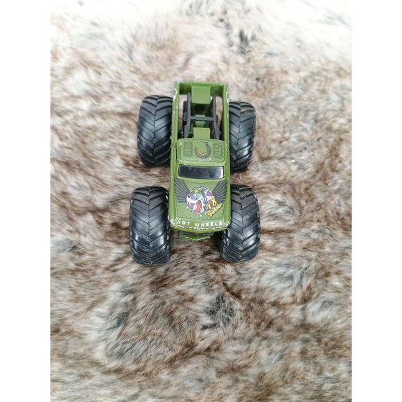 Hot Wheels Zombie Monster Truck Diecast 1:64 Scale Green With Graphics Durable - Picture 4 of 8